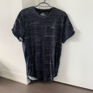 Hollister curved hem tee